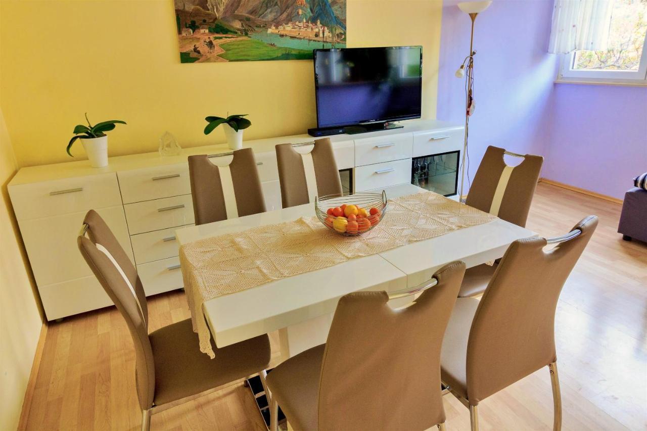 Apartment Anita Omiš Extérieur photo
